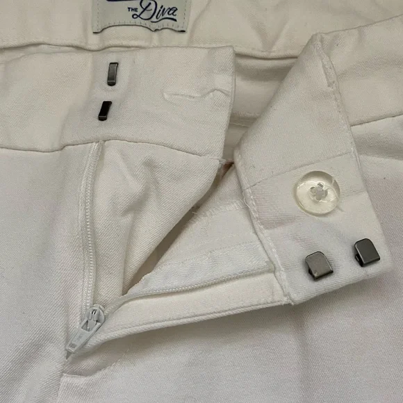 Old Navy Size 4 “The Diva” White Pants - Picture 3 of 12